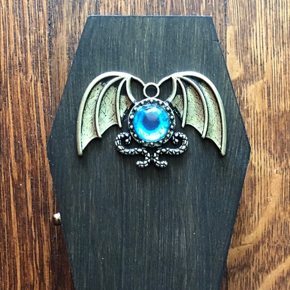 Vintage Inspired Wooden Coffin Ring Jewelry Box Victorian Gothic Vampire Wedding - Picture 2 of 4